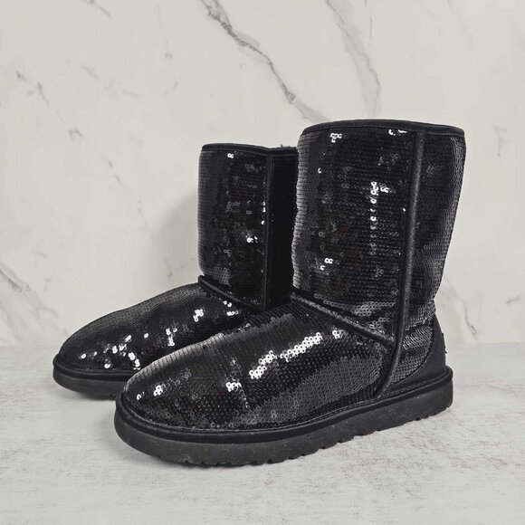 UGG Australia Classic Short Sequin Boots - 9 With Box - Picture 8 of 9